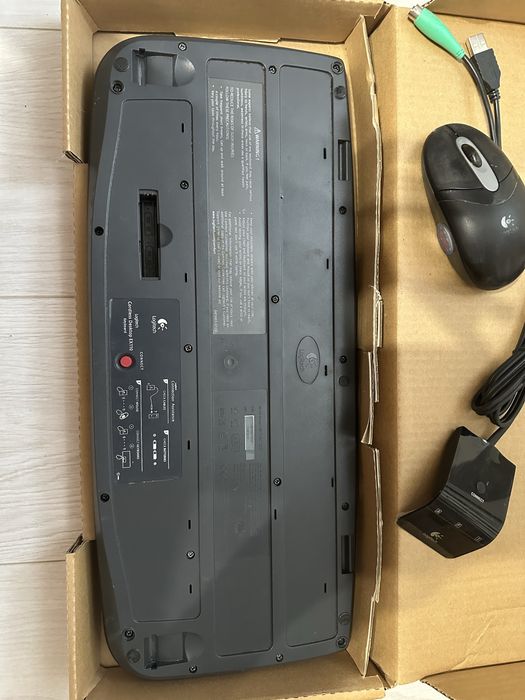 Клавіатура + миш Logitech Cordless Desktop EX110 RUS BOX