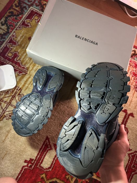 Balenciaga track 1