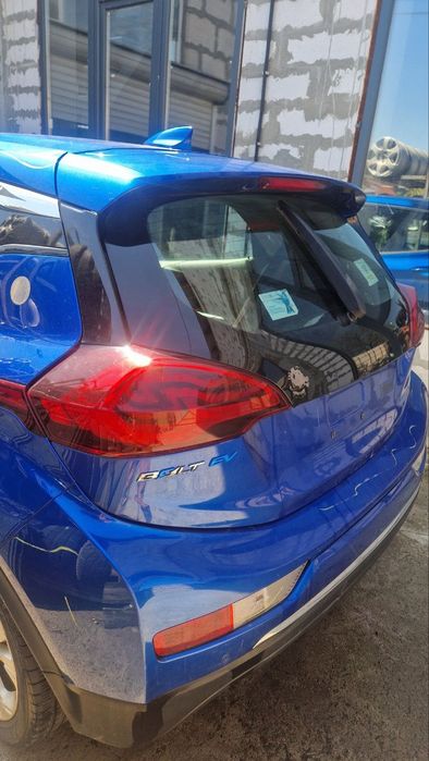 Бампер на Chevrolet Bolt Premiere 2017-2021