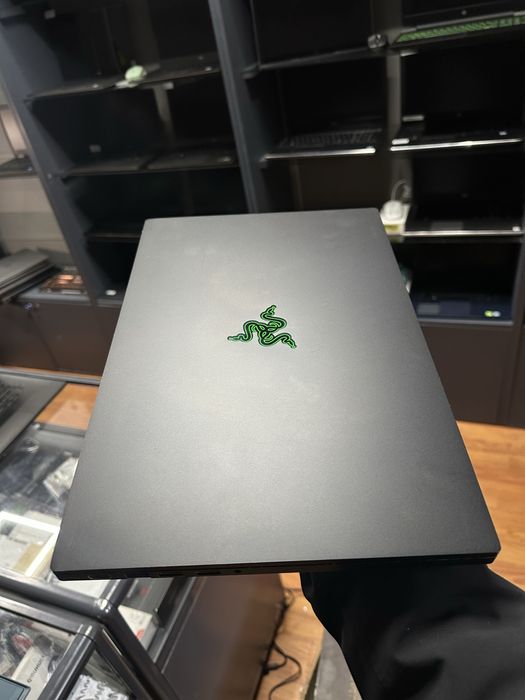 Игровой ноутбук премиум класса Razer nvidia 6гб.