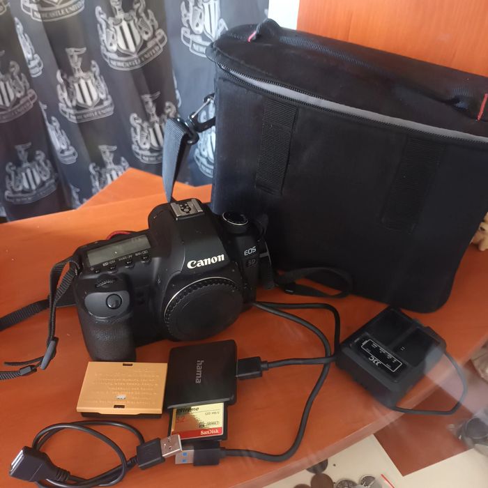 Фотоапарат Canon Mark 2