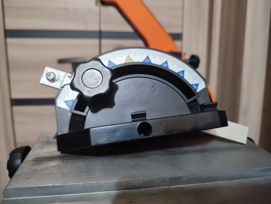 Шліфувальний верстат - Стрічковий гріндер WorkMan BD1600VS