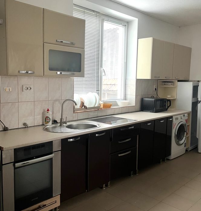 Котедж. Відпочинок в Карпатах на велику компанію