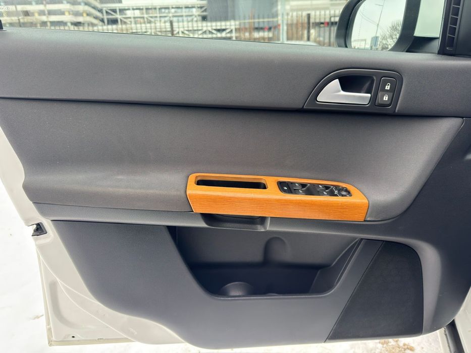 Volvo V50  2.0  D4  автомат з Швейцарії ВІДЕО