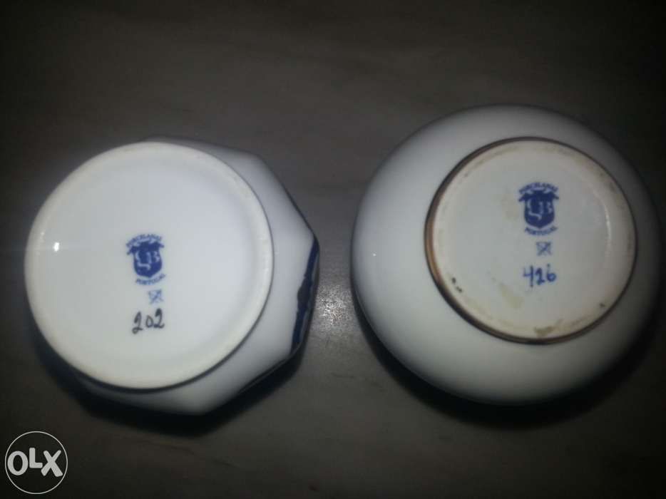Porcelain Jugs424185600661923841