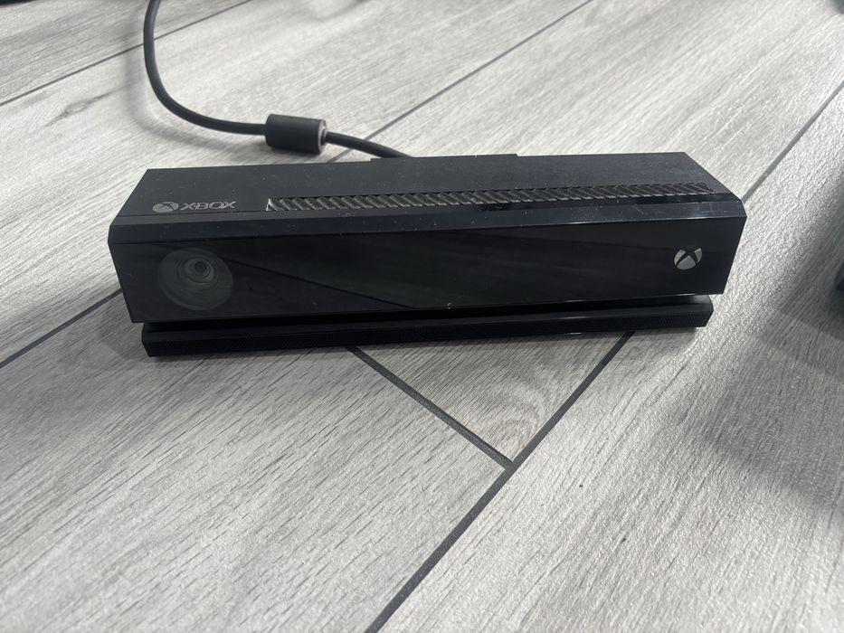 Xbox one + kinect + zasilacz + pad *do negocjacji*
