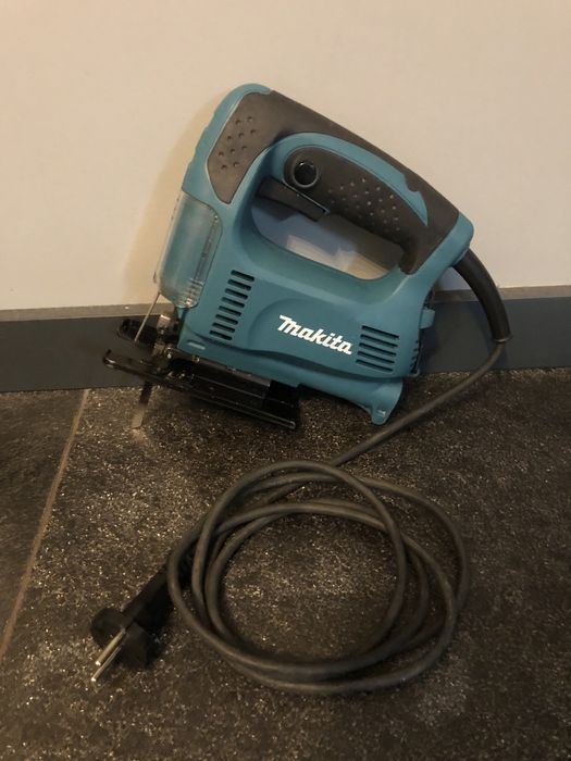 Wyrzynarka 450W Makita 4326