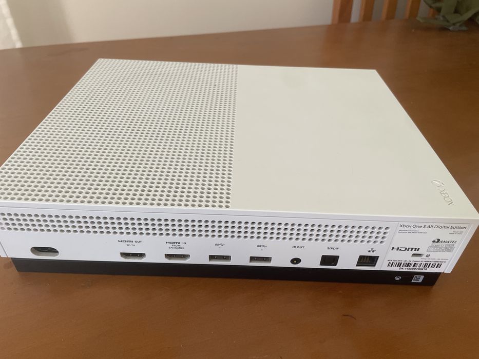 Xbox one s all digital 1tb