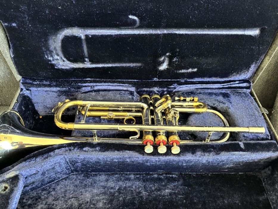 Trąbka Bb Conn Connstellation 38B