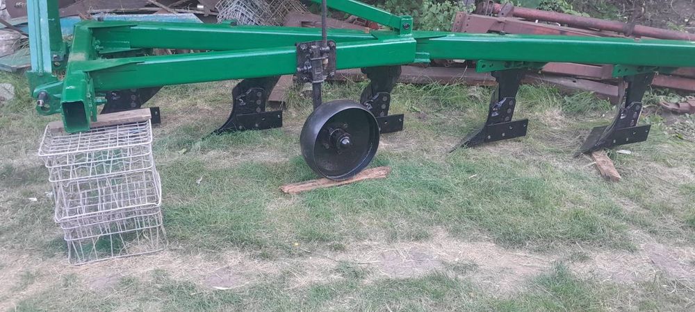 Плуг ПЛН 5-35 після реставрації