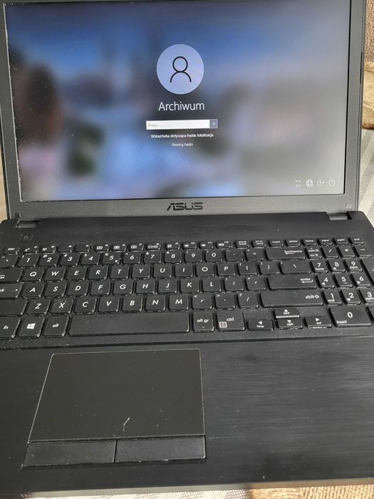 ASUS pro PU551LA-X0413G-16 I5-4210U/16GB/240SSD/WIN7P + WIN8P