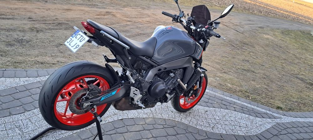 Yamaha mt 09    2021