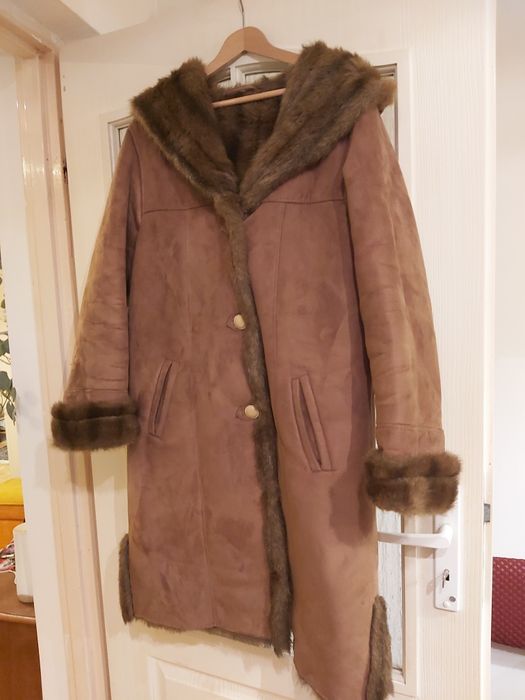 Kozuch damski .jasny brąz