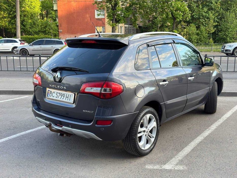 Автомобіль  Renault Koleos 2011, 2,0