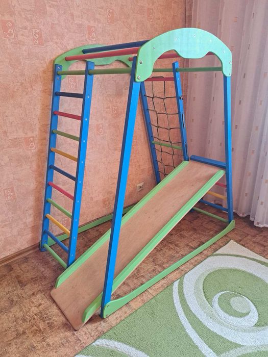 Дитяча горка, дитячий комплекс