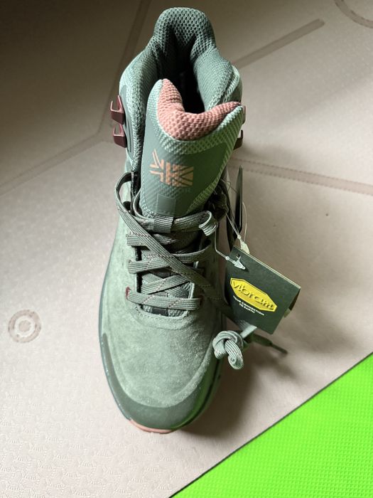 круті нові waterproof черевики karrimor  для прогулянок