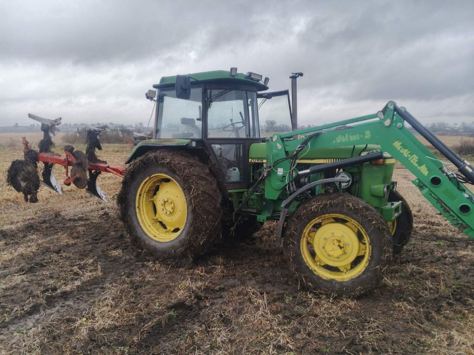 Трактор John Deere 3140 свіжопривезений 6000 год