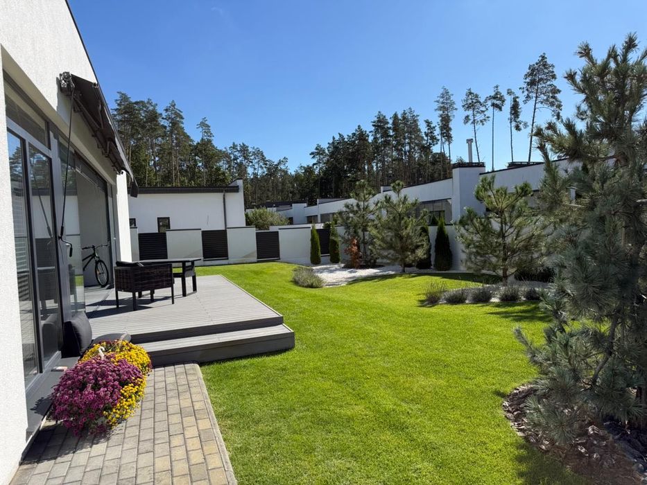 Ексклюзивний будинок з РЕМОНТОМ, 175м2,8 соток! 450000у.е. ЗАКРИТЕ містечко!
