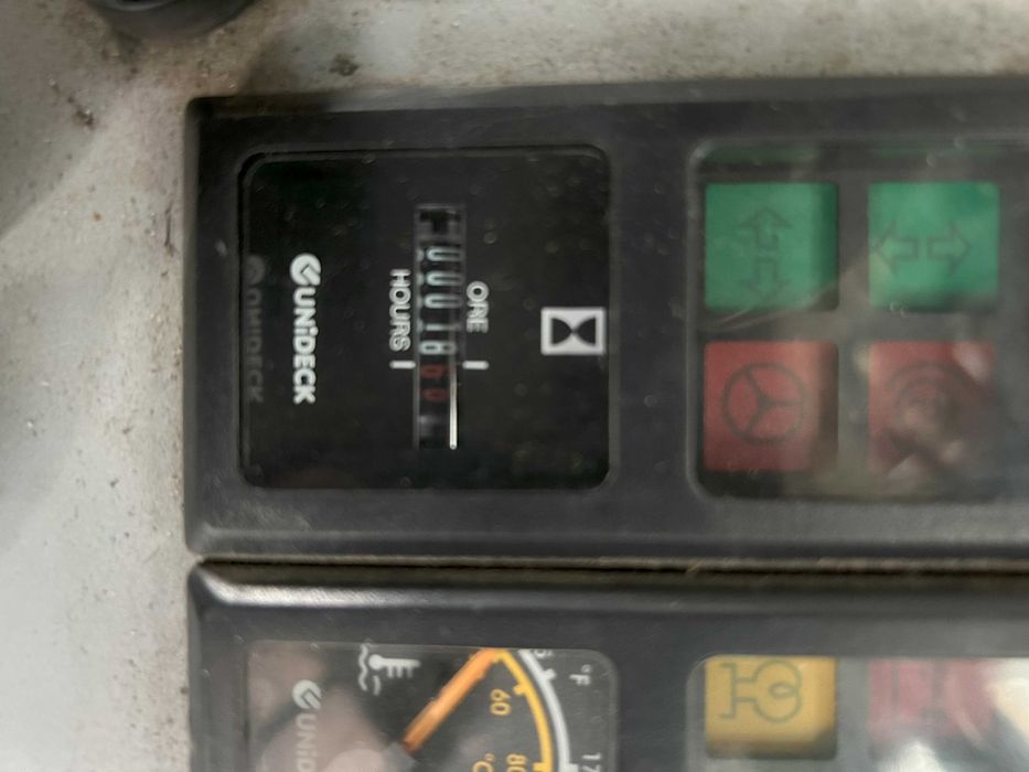 Wózek widłowy COMBILIFT C8000