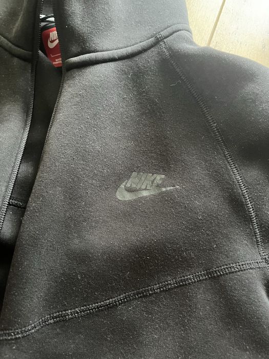 Nike tech fleese L