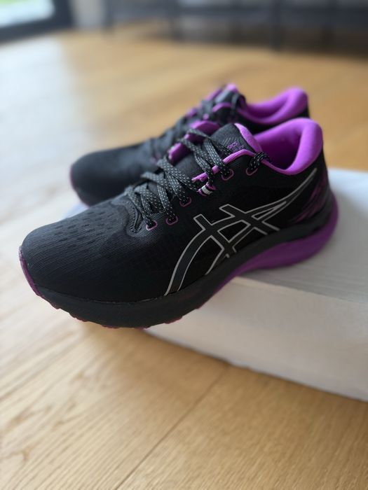 Nowe buty Asics, rozm. 37 (dl. wkładki 23cm)