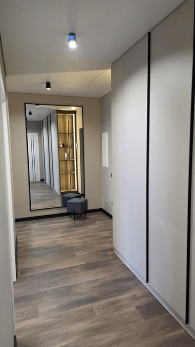 • Продається 2-кімнатна новобудова