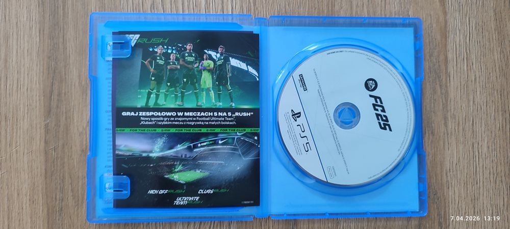 Gra FC 25 na PS5