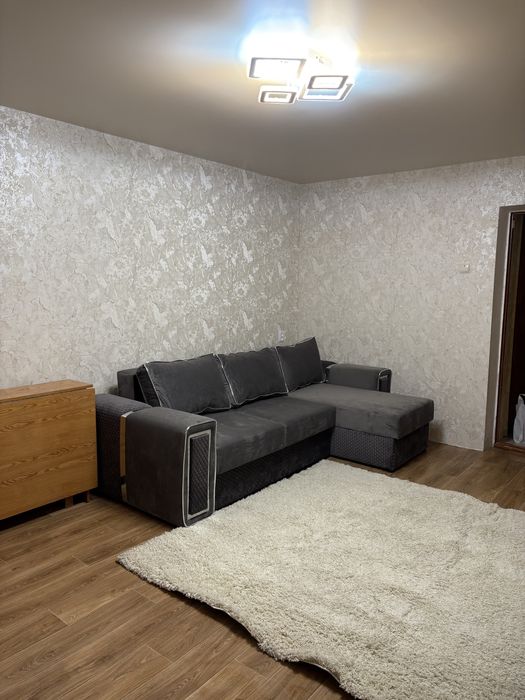 Продам ковер 2*2м