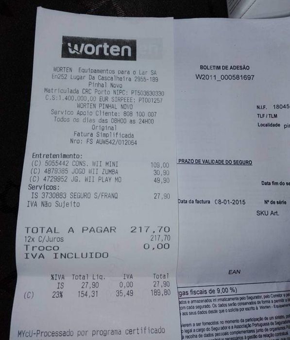 Wii Console with 2 Games and 2 Controllers64283969344642123