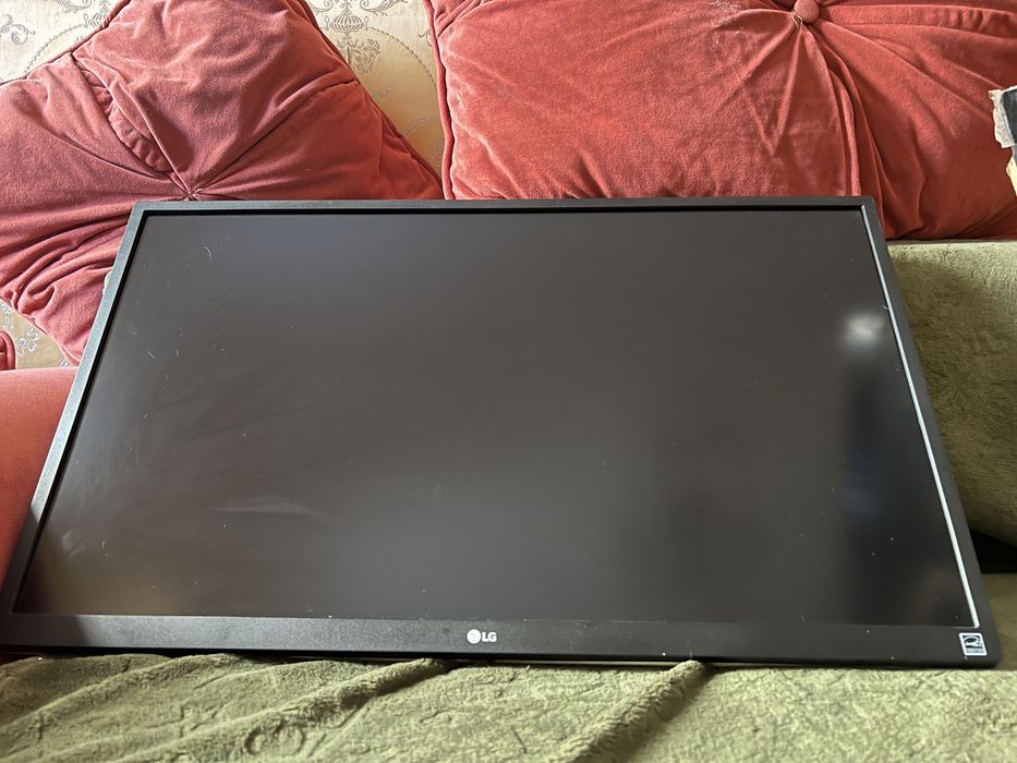 Монітор LG 27UL500-W