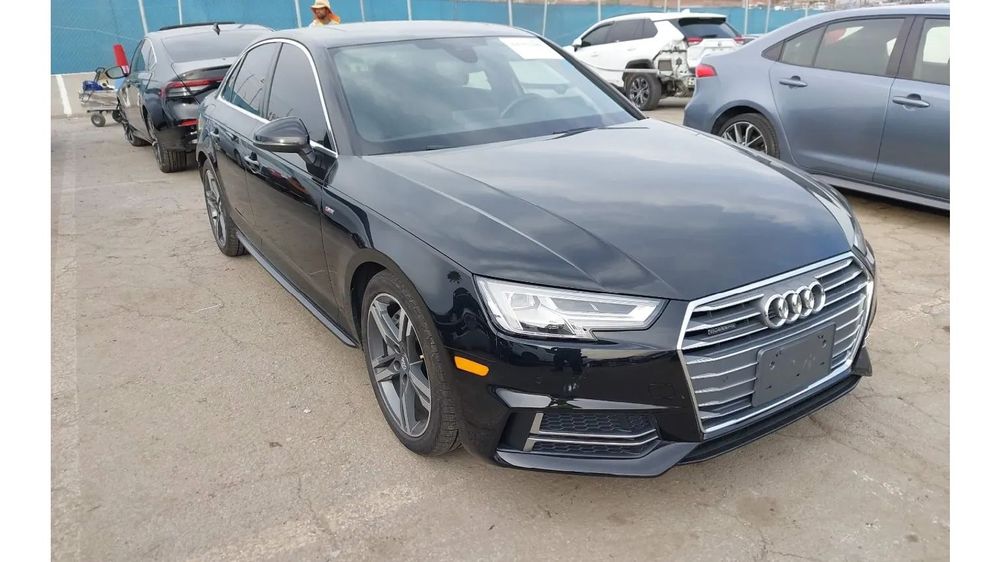 Audi A4 Limousine AUDI A4 / VIRTUAL COCKPIT /  S-LINE / QUATTRO / niski przebieg