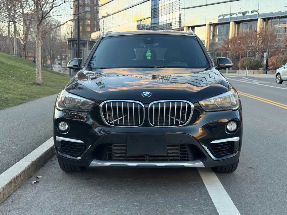 BMW X1 xDrive28i      2019