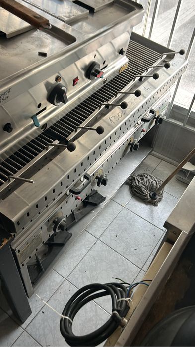 Grelhador a pedra lavica