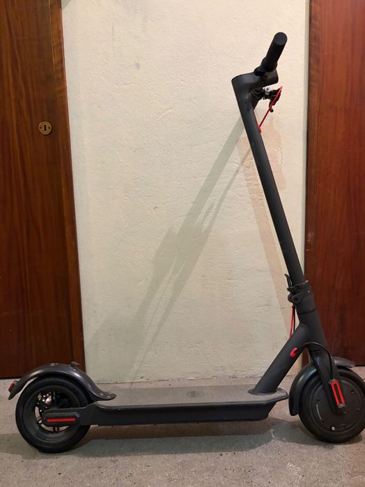 Trotinete elétrica iWatMotion iWatRoad R9 preto - bateria semFuncionar