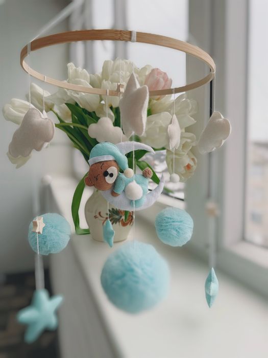 Дитячий мобіль «Ведмедик на місяці»