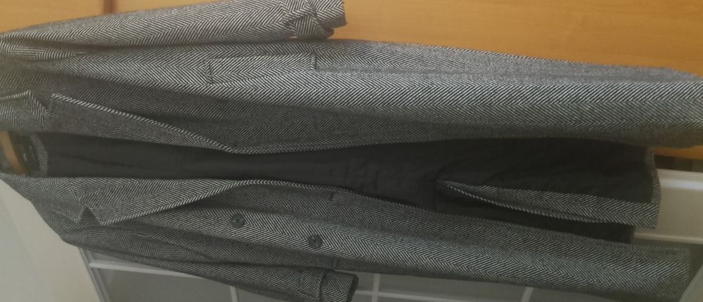 Płaszcz w jodełkę – Sinsay, r. 42, z wełną