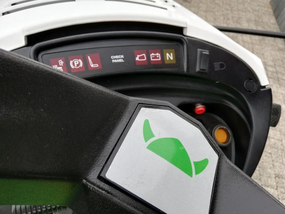 Kosiarka traktorek VIKING do wyboru silnik agregat panel fotel