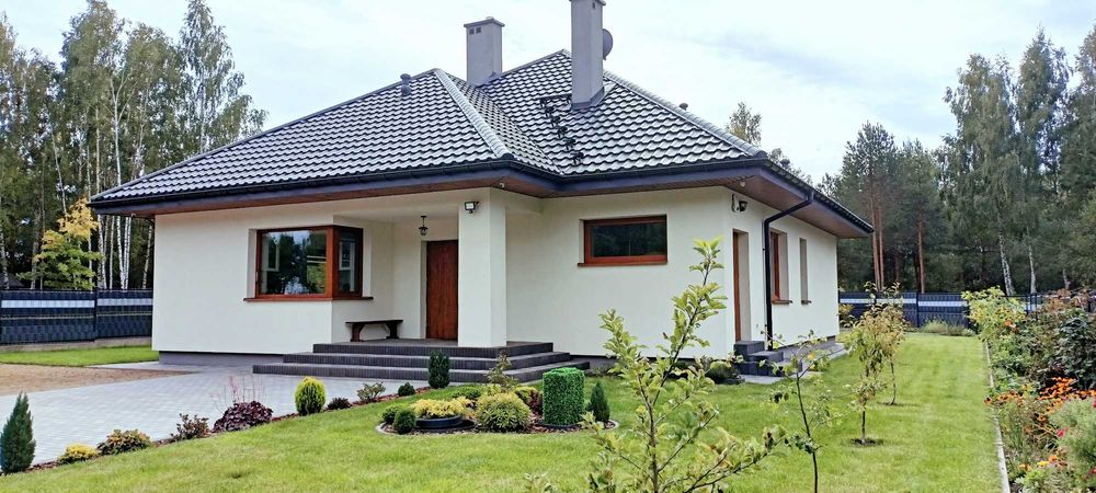 dom jednorodzinny przy lesie, Załuski