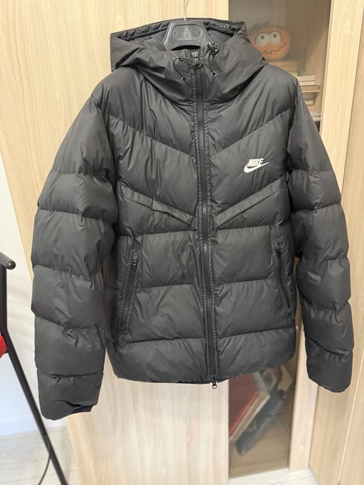 Куртка Пуховик Nike storm fit M