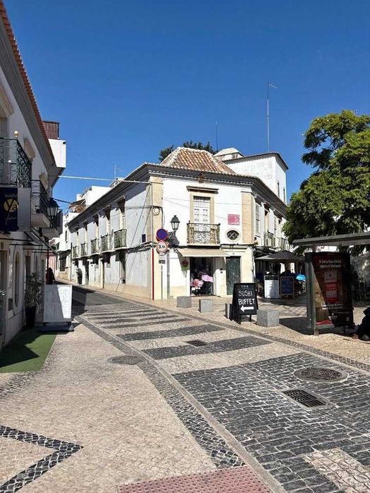 Imóvel na Baixa de Faro com Projeto de Arquitetura