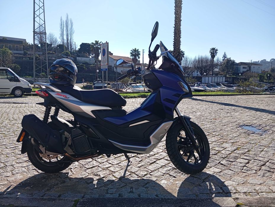 Aprilia SR GT 125