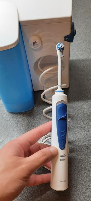 Irrigador dental Braun Oxyjet