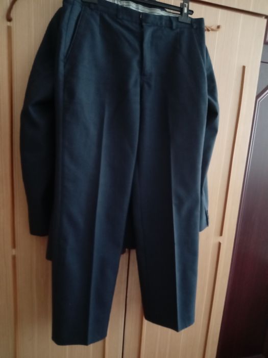 Продам мужской костюм 46 48 р