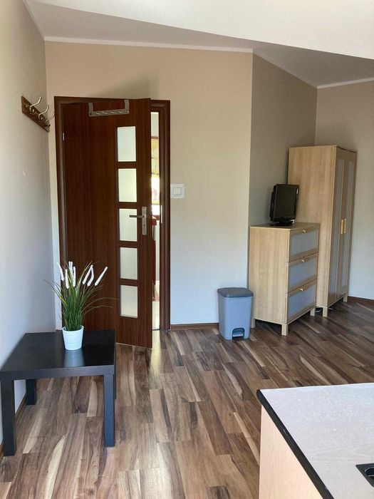 Beautiful, Sunny Room 18 m² with 5 m² Balcony (All Bills Included)