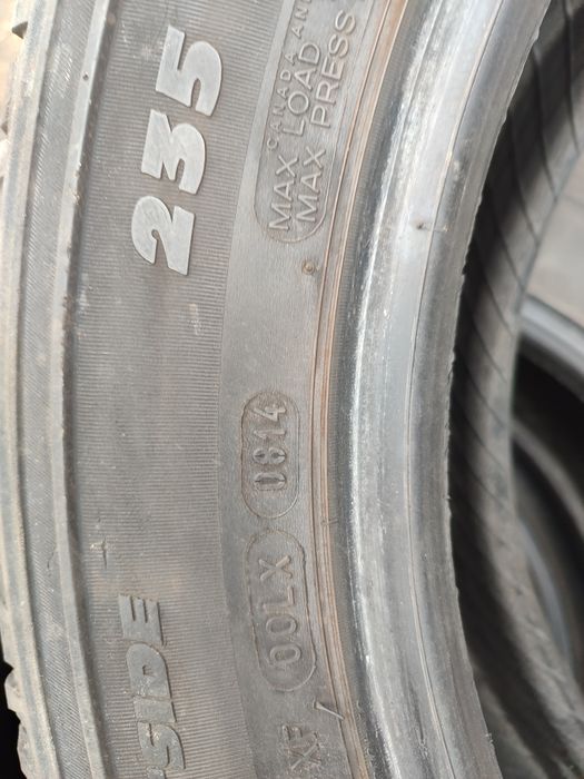 Отдам резину MICHELIN 235/60/18