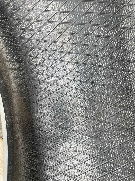 1 x Opona zimowa 295/35/21 GoodYear Ultra Grip performance+ - XL 7,9mm