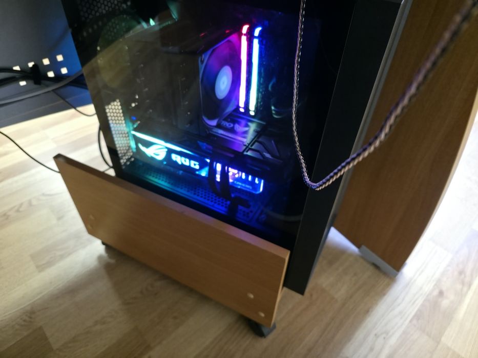ARGB Тримач для відеокарти Asus ROG