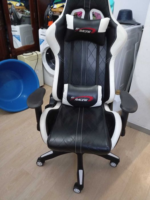 CADEIRA GAMING usada mas como nova
