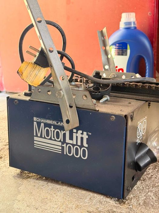 Motor Garagem Chamberland MotorLift1000 - Como Novo - Negociável