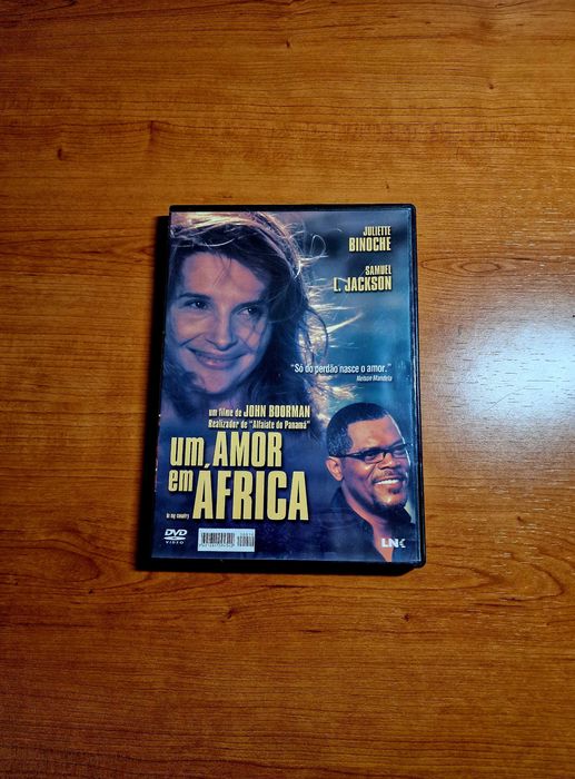 UM AMOR EM ÁFRICA (John Boorman) Juliette Binoche/Samuel L Jackson